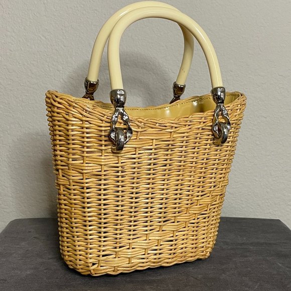 Wicker Framed Handbag with Zipper Top Detail - Picture 2 of 5
